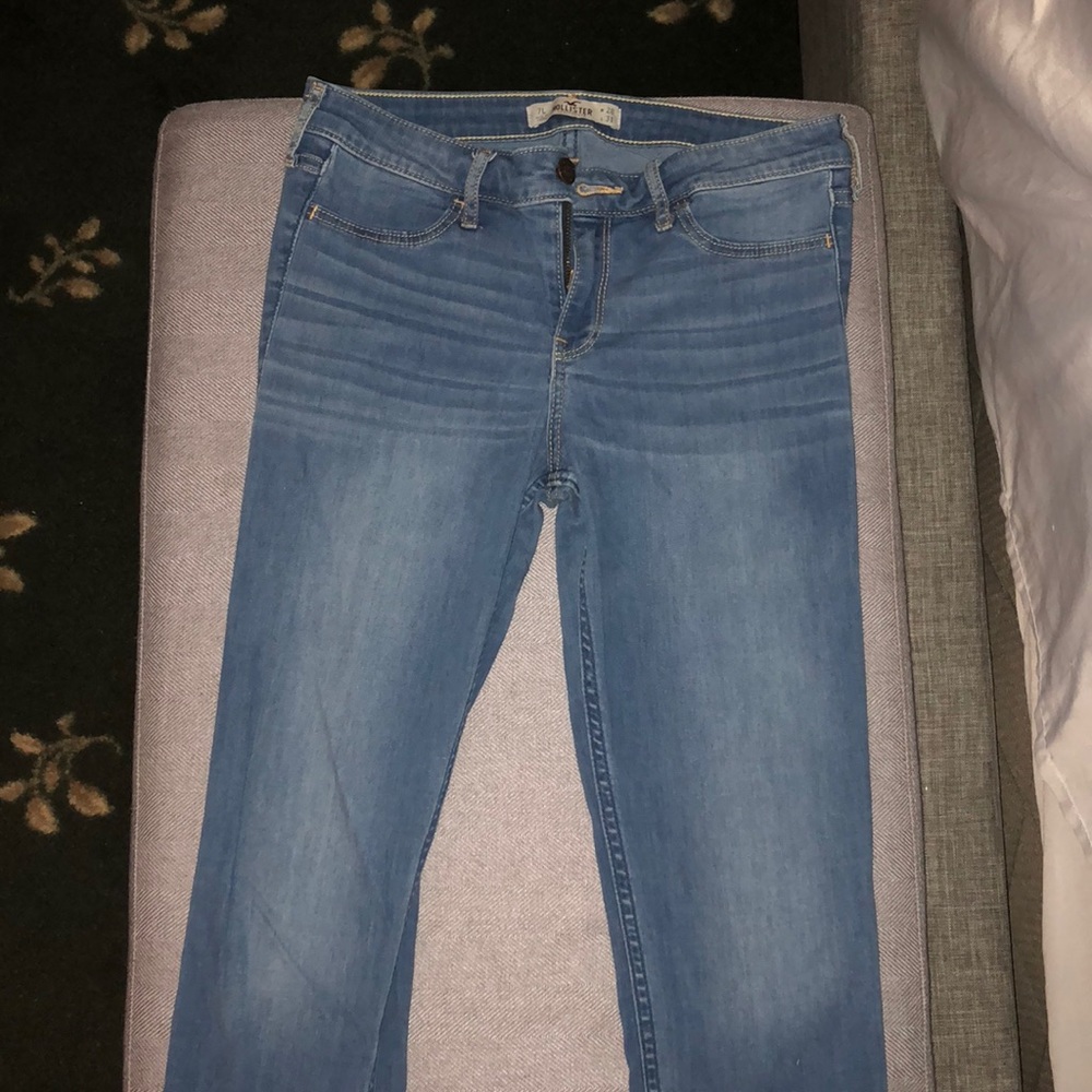 😍HOLLISTER JEANS😍 - Picture 2 of 6